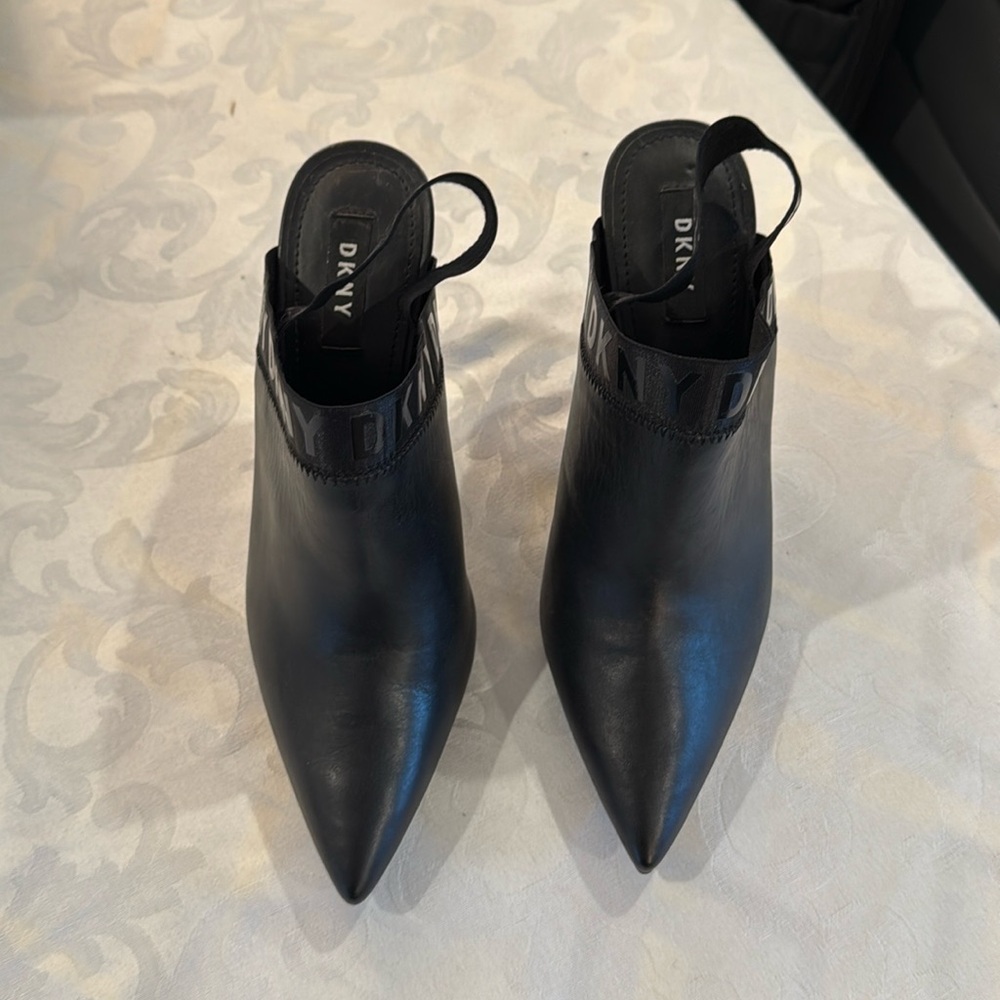 DKNY Black Leather Sling Back Heel NEW